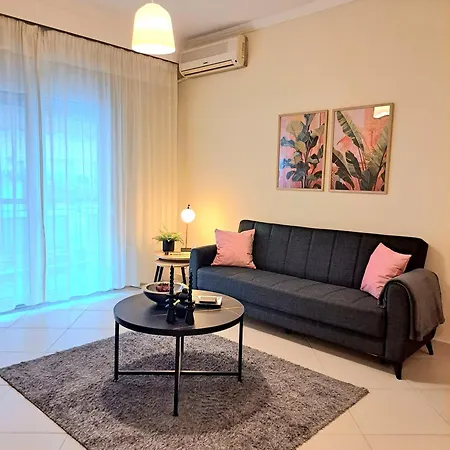 Cozy Center سيرس