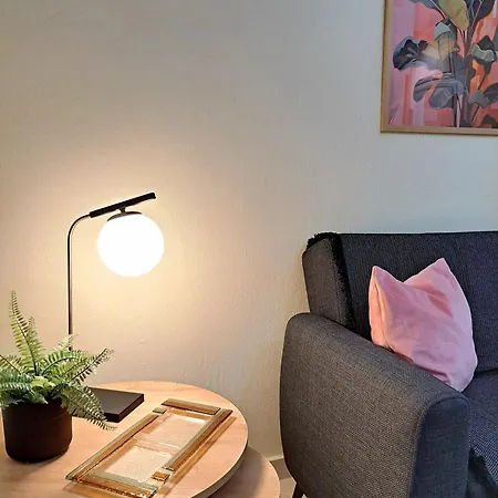 公寓 Cozy Center - With Free Parking Space, 350m Away