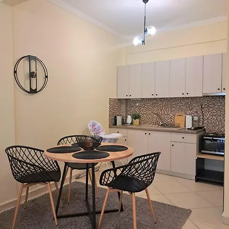 Cozy City Center Apartment * Σέρρες