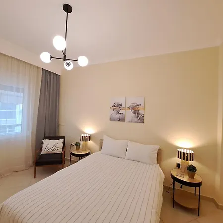 Cozy City Center Apartment Σέρρες