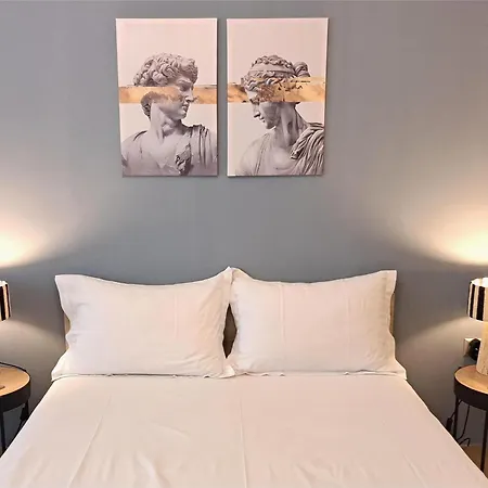 Cozy City Center Apartment Διαμέρισμα *