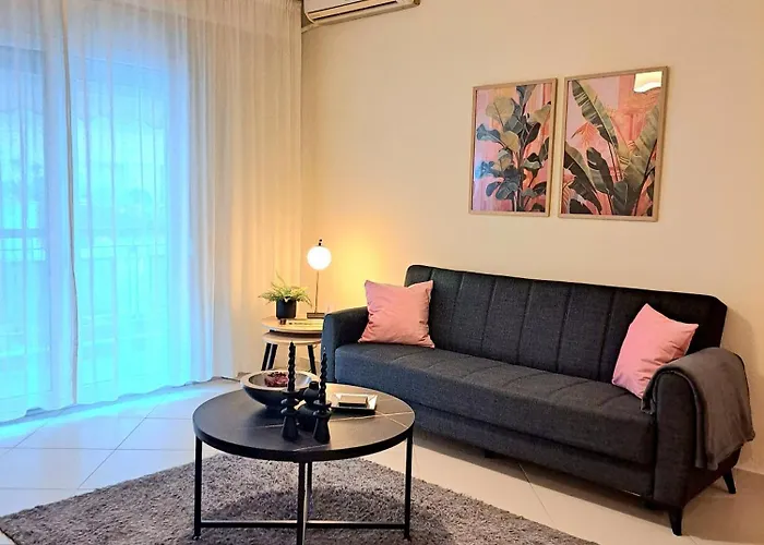 Cozy Center Serres