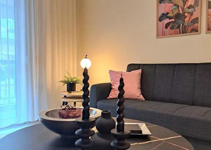 Cozy Center Apartment Serres