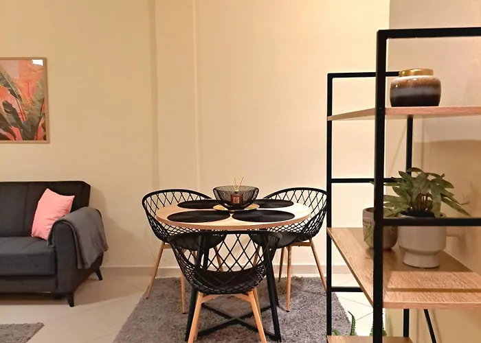 Cozy Center Апартаменты *